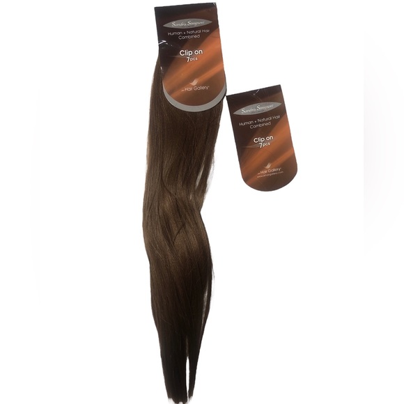 Sandra Simpson Human+Natural Clip In Hair Extensions - Picture 2 of 3